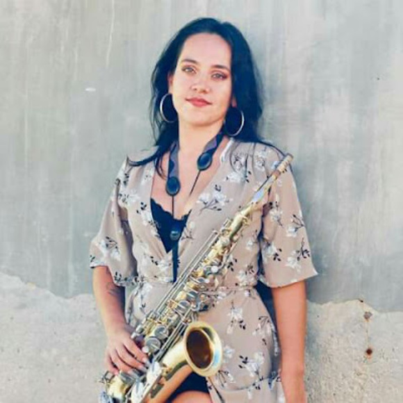 Meet your Posher, Monica - Picture 1 of 1